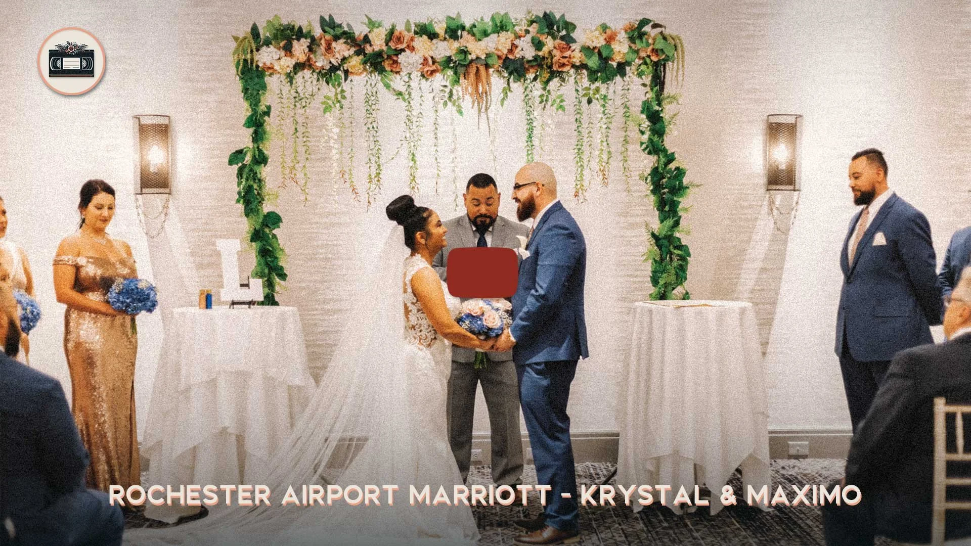 KRYSTAL &amp; MAXIMO